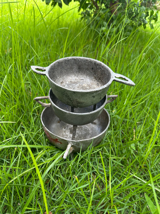 The 3-Legged Cauldron