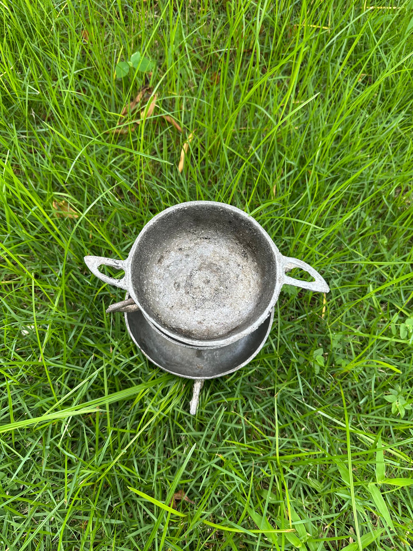 The 3-Legged Cauldron